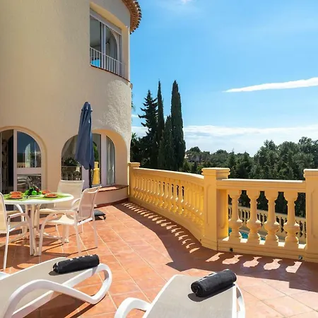 Hermosa Villa *
