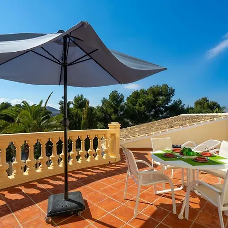 Hermosa Villa *